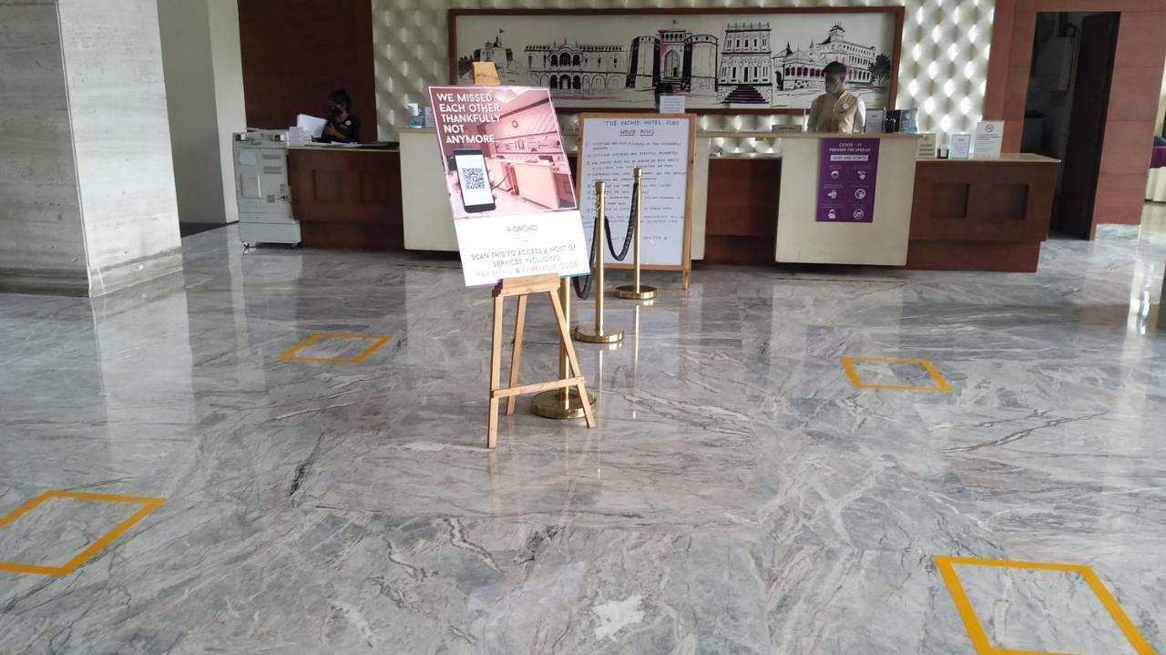 The Orchid Hotel Hinjewadi Пуне Екстер'єр фото Floor markings at a hospital in India